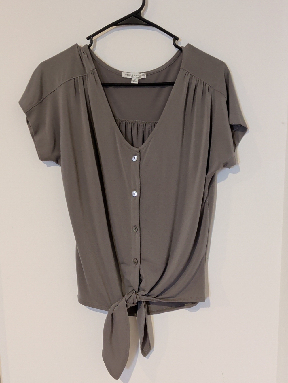 Green Envelope Green Button-Front Tie V-Neck Blouse